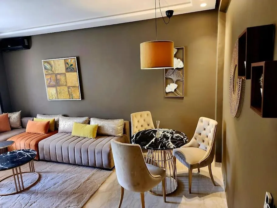 شقة Elegant Studio With Jacuzzi Terrace And Swimming Pool الدار البيضاء المغرب