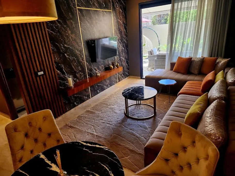 شقة Elegant Studio With Jacuzzi Terrace And Swimming Pool الدار البيضاء 0*, الدار البيضاء المغرب
